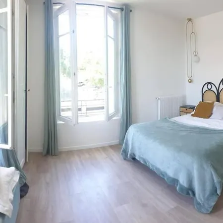 빌라 A 30min De La Defense Avec Piscine Privative 콩프란스상테호노린느